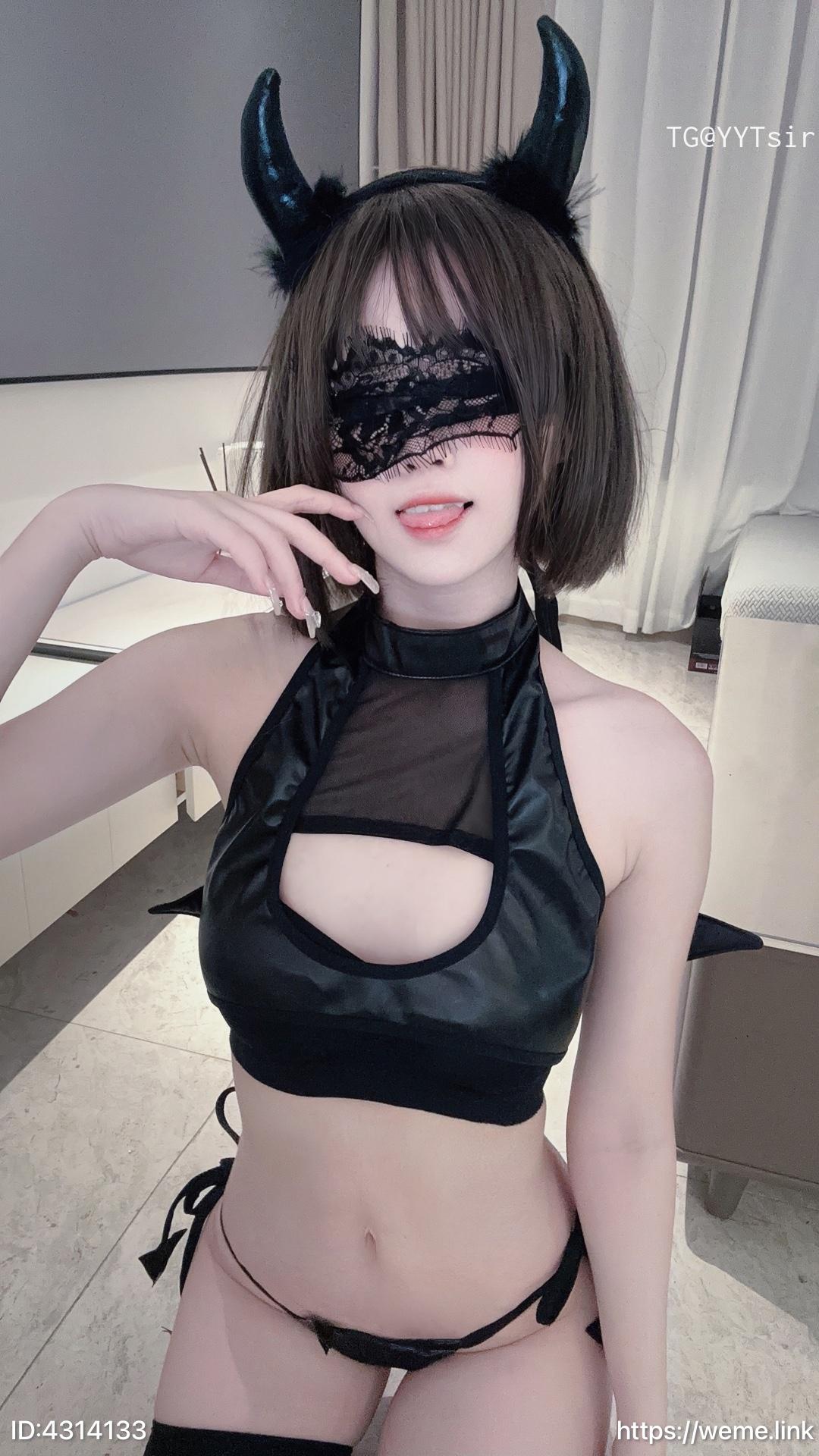 抖音 小耳酱 微密圈  NO.032期 【14P】最新至：2