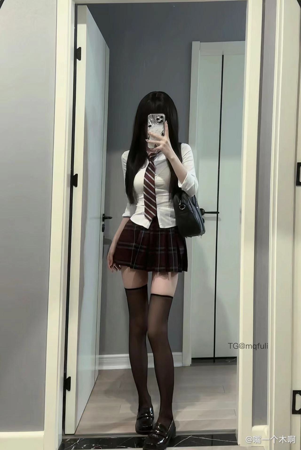 抖音 嘴一个木啊 微密圈  NO.001 【12P8V】最新