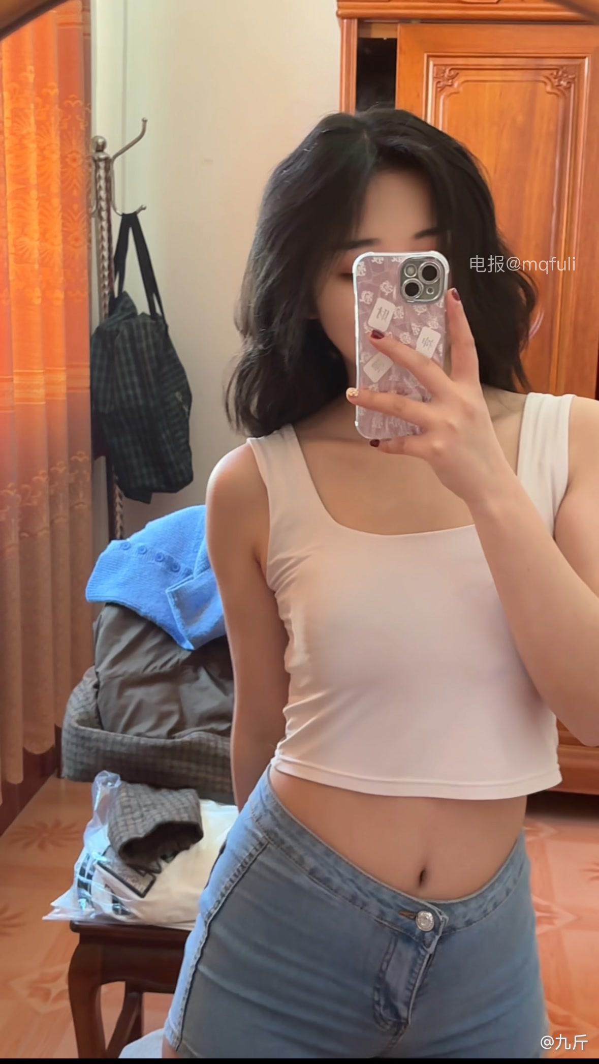 抖音 今天是九斤明哥 微密圈  NO.001期 【18P4V