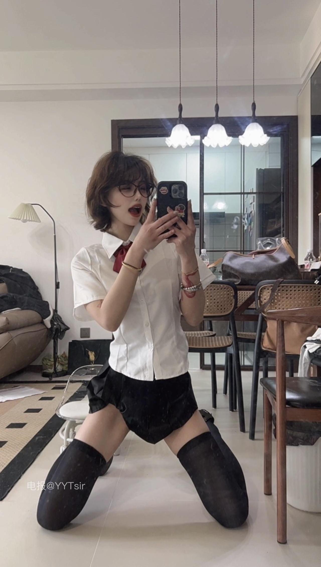 抖音 吞吞 微密圈 NO.002期 【18P2V】最新至：2