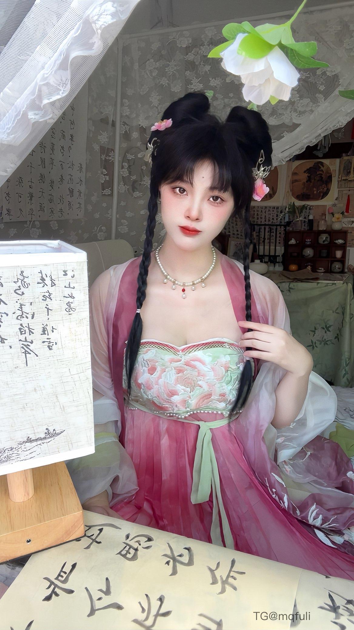 抖音 枝枝栗子 微密圈  NO.004期 【11P】最新至：