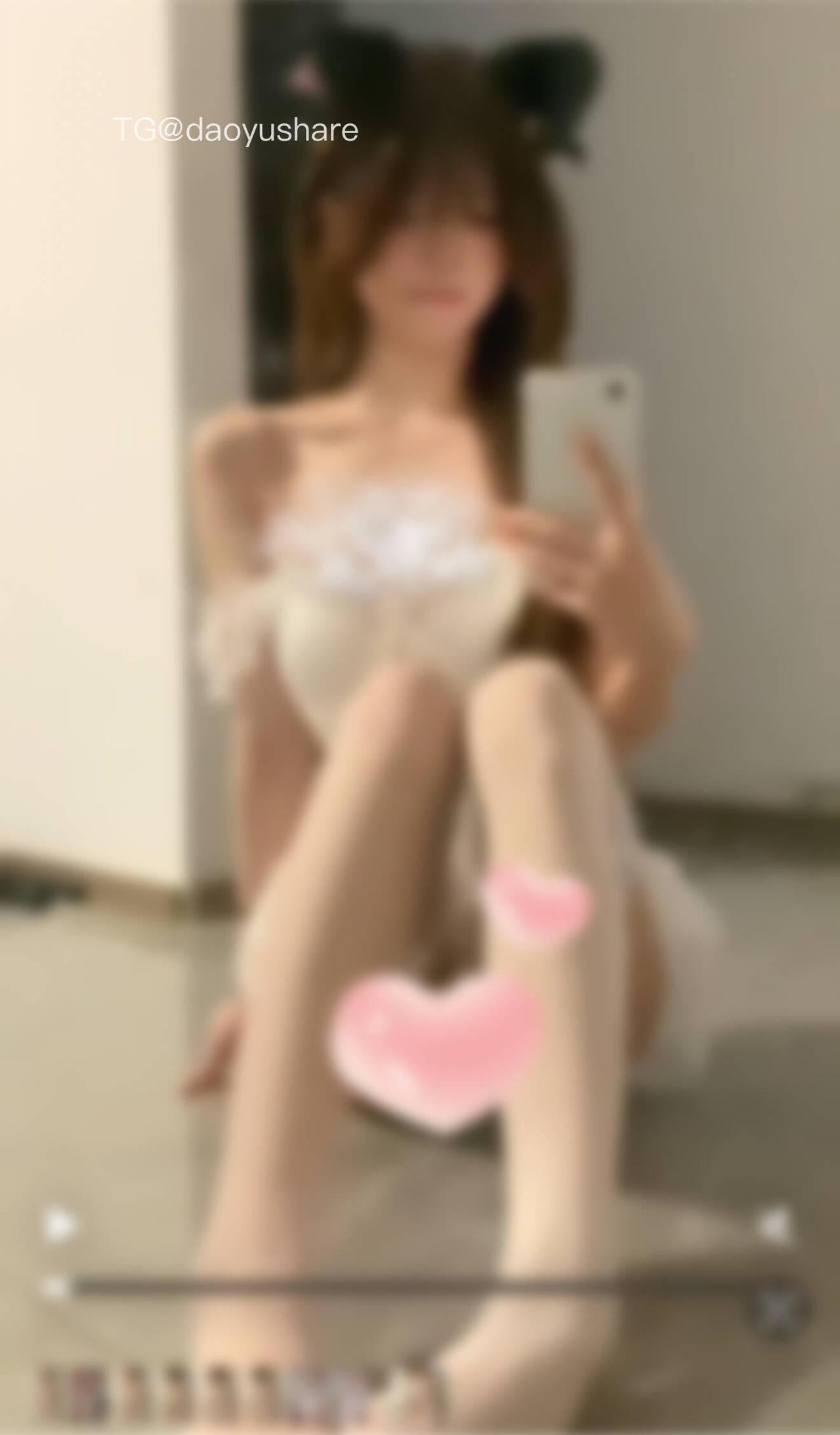 抖音 小宣先睡噜 岛遇 NO.001期 【14P14V】最新