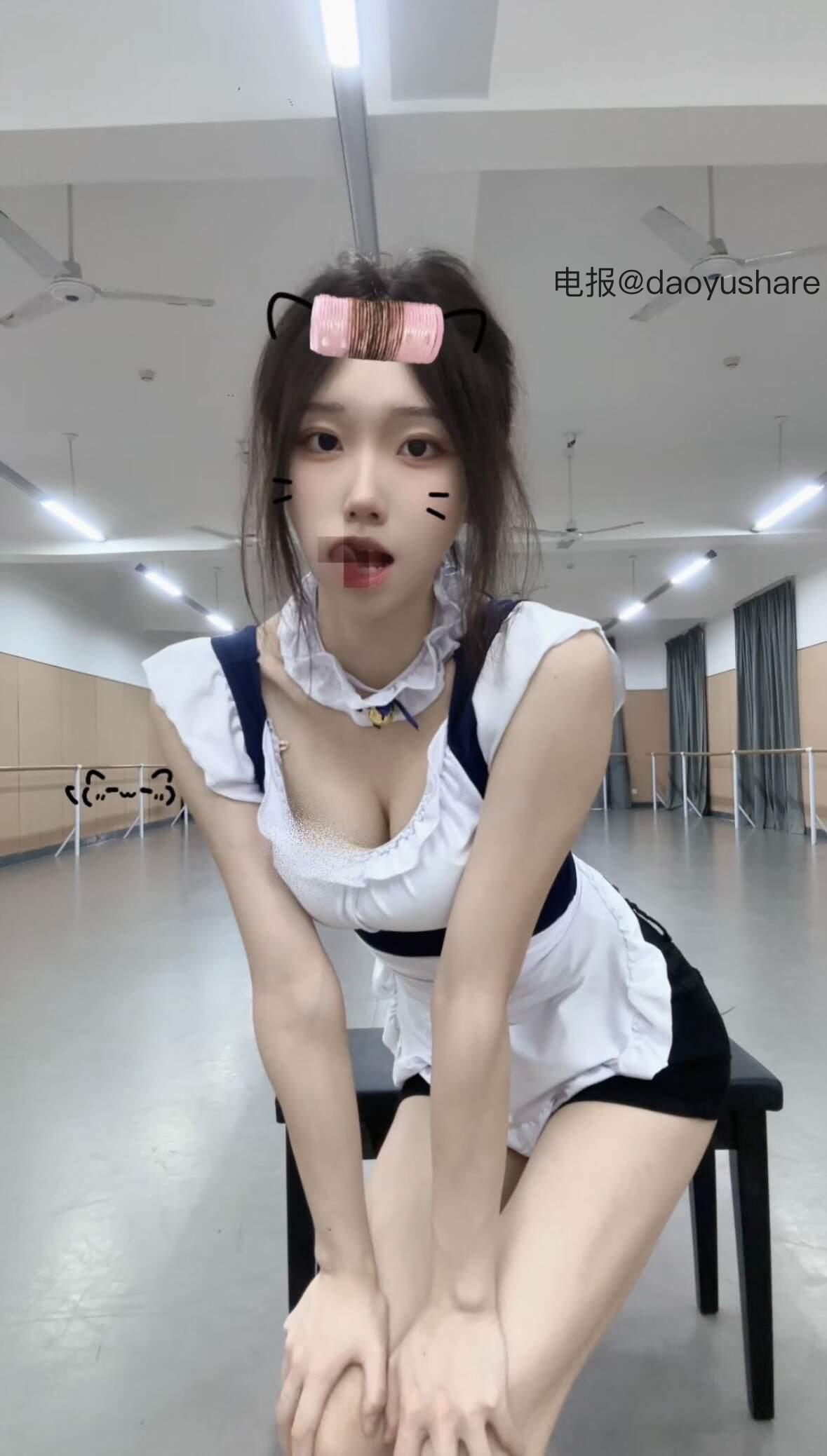 抖音 一笑呢 岛遇 NO.001期 【4P12V】 最新至：