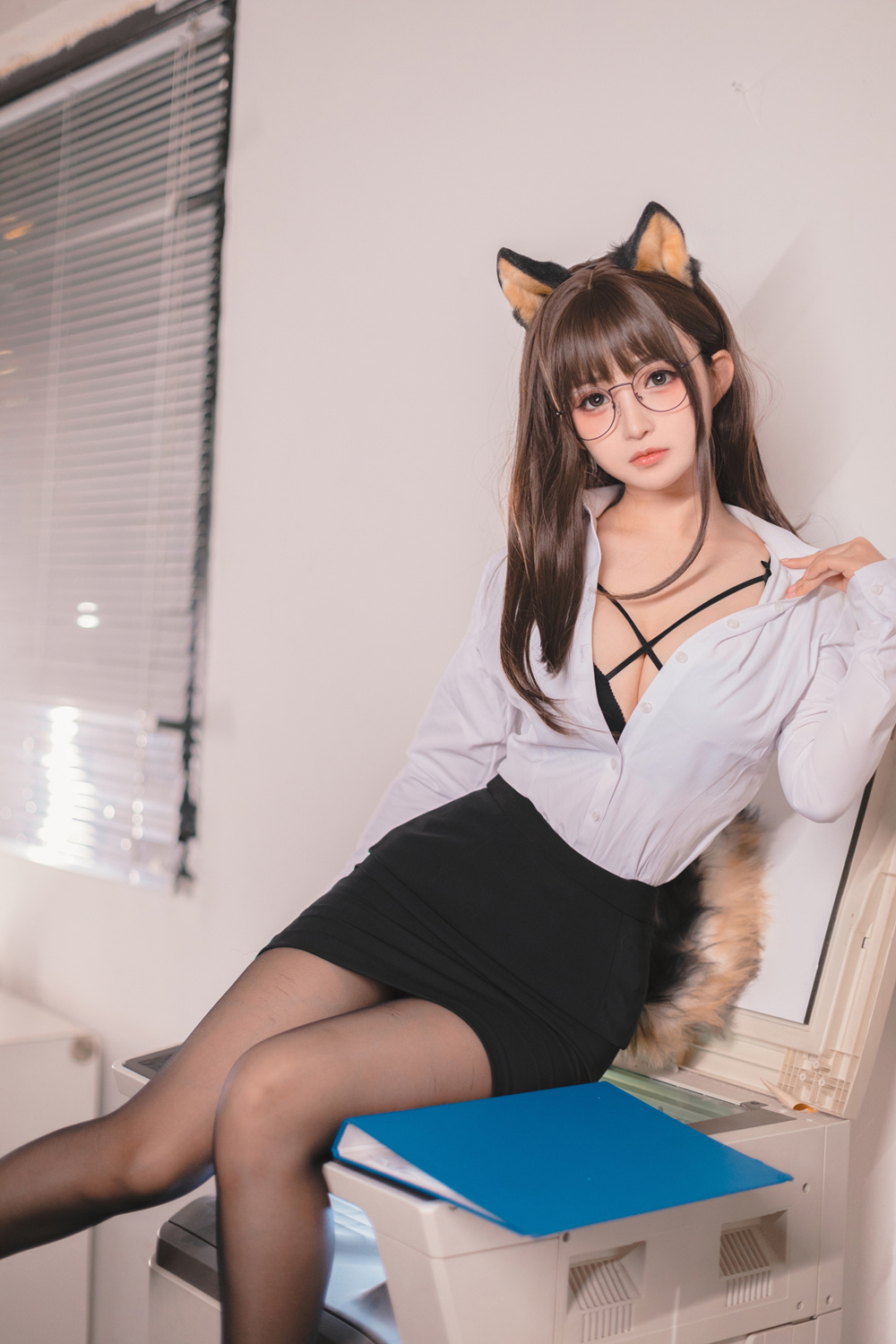 桜井宁宁 - 柴犬秘书 [58P1.2G]