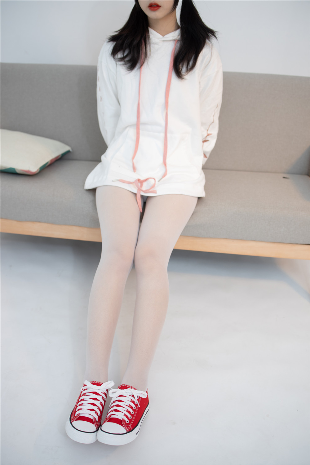 JKFUN-040《红色帆布鞋定制》13D白丝 小夜 [50