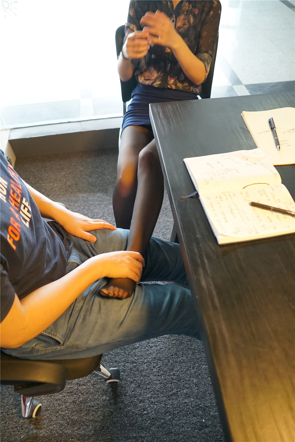 袜小喵 KT041《丝滑总监（上）》