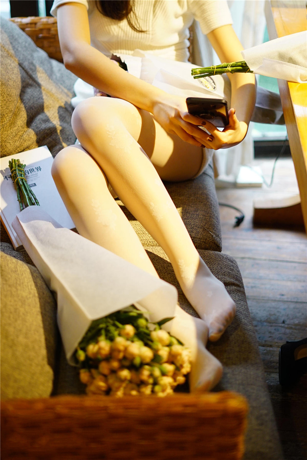 袜小喵 KT025《被花耽误的一期》