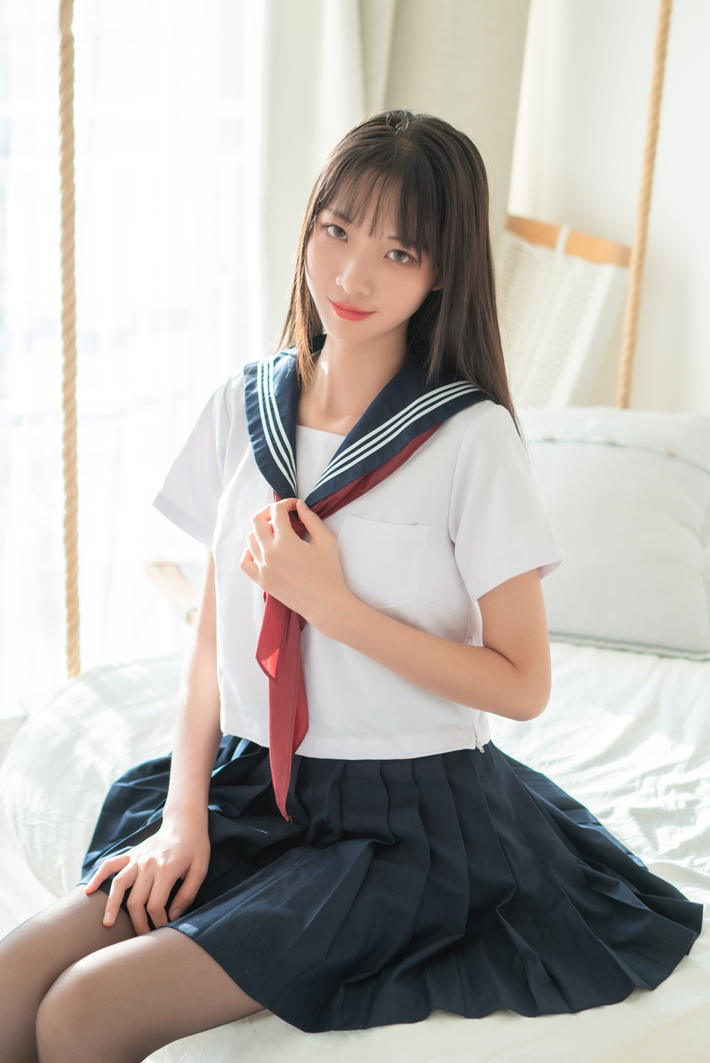 西瓜少女 VOL.028 黑丝蓝白JK［49P460M］