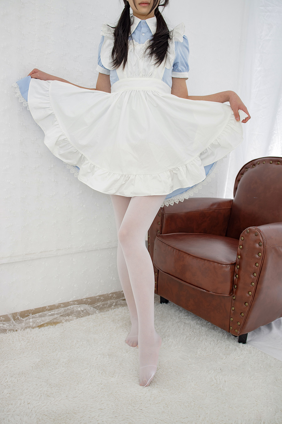 森萝财团 有料 16 [22P1V4.75G]