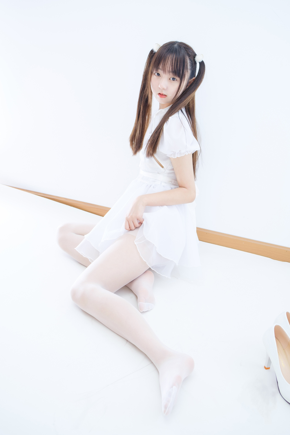 稚乖画册 新堂-01 团子 [65P1V]