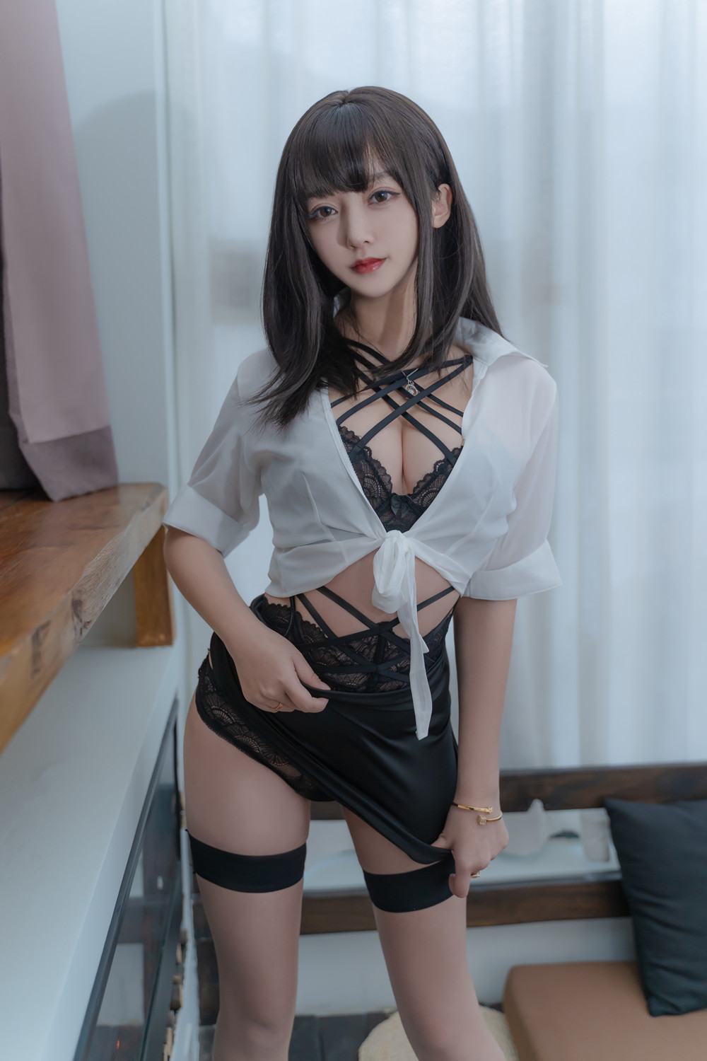 过期米线线喵 - 职场新人 [58P100MB]